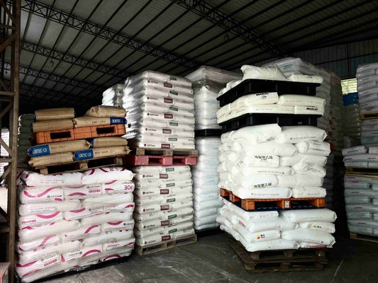 Food Contact GPPS Plastic Material Easy Flow Transparent Heat Resistant Grade