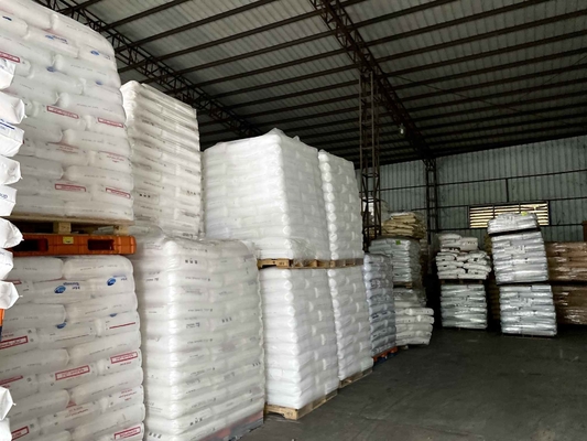 Halogen Free PC Material Flame Proof And UV Resistant Polycarbonate Granules