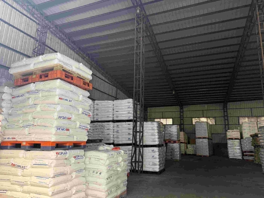 Injection Grade Polyamide PA12 Wear Resistant Electrical Nylon 12 Material