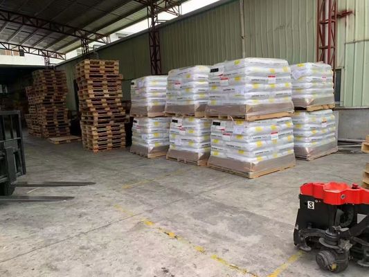 Lightweight PBT-100 Plastic with Excellent Chemical Resistance in White